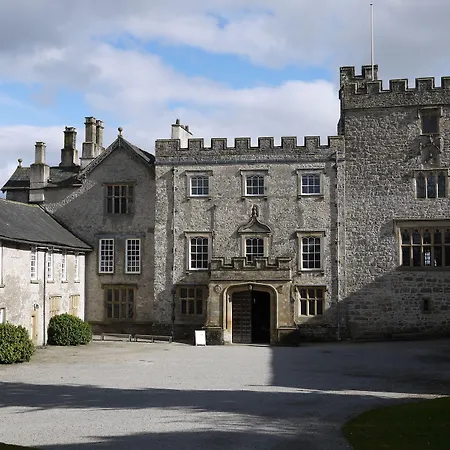 Hotel Grange Hotel 4*