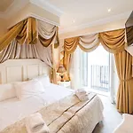 Hotel Grange Hotel 4*