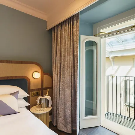 Grange Hotel 4*