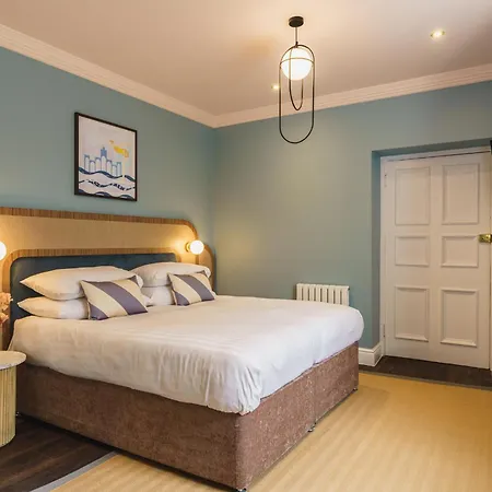 Hotel Grange Hotel 4*