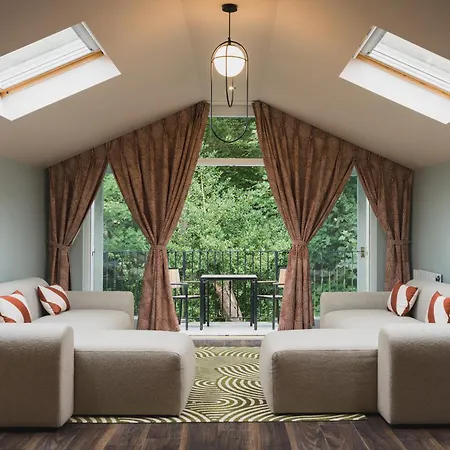 Hotel Grange Hotel 4*