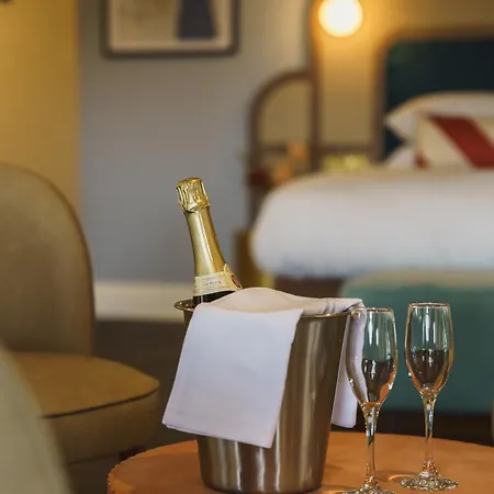 Hotel Grange Hotel 4*