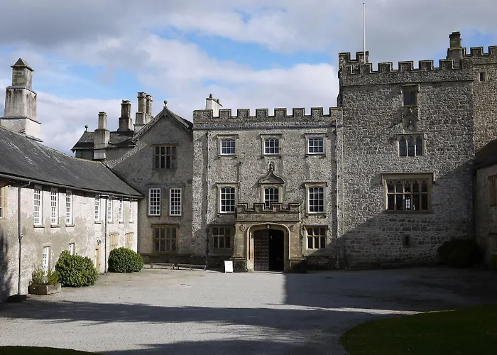 Hotel Grange Hotel 4*